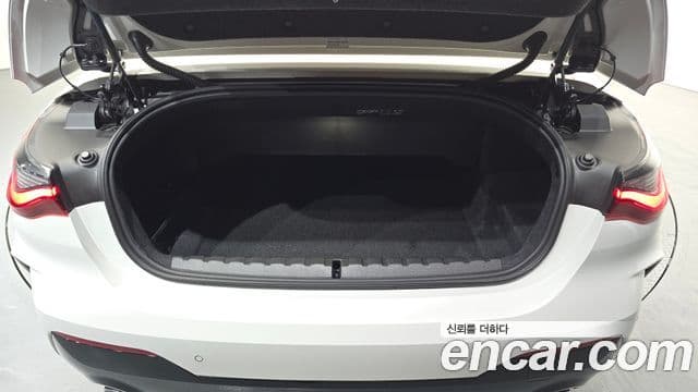 BMW 4 Series 2025 — ფოტო 15/20