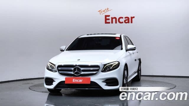 Mercedes-Benz E-Class 2019 — Фото 3/20