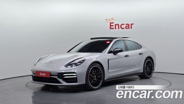 Porsche Panamera 2021 — ფოტო 1/20