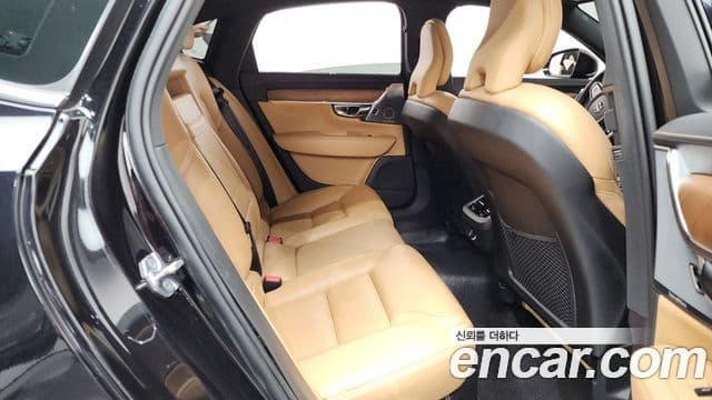 Volvo S90 2018 — Şəkil 11/20
