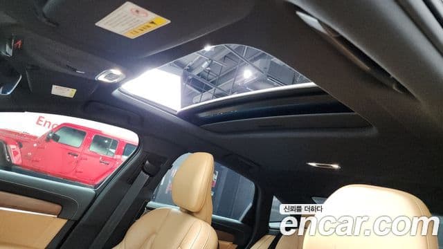 Volvo S90 2018 — Şəkil 8/20