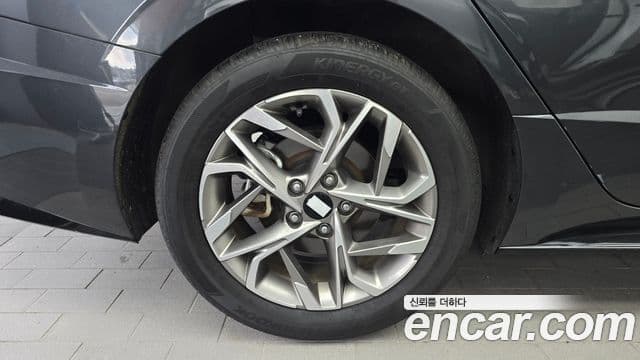 Hyundai Sonata 2021 — ფოტო 5/20