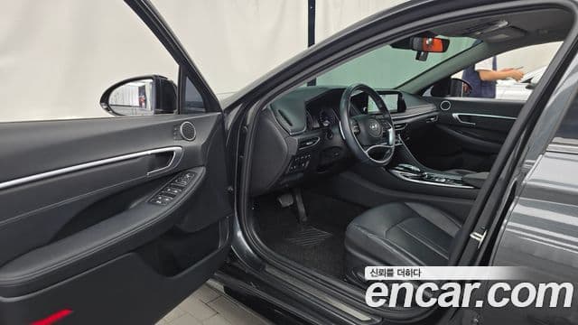 Hyundai Sonata 2021 — ფოტო 10/20