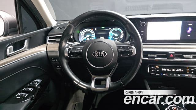 Kia K5 2020 — фото 12 из 20