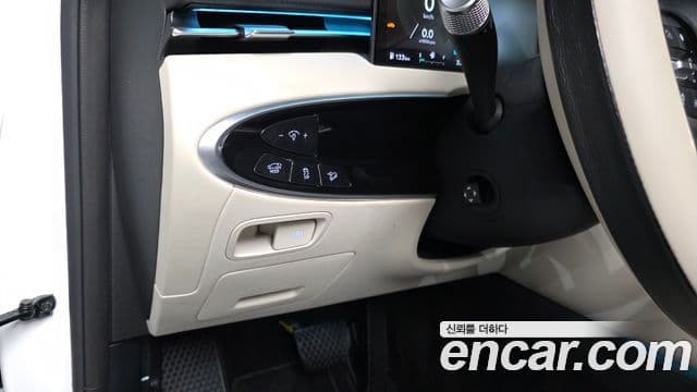 Genesis GV70 2025 — фото 14 из 20