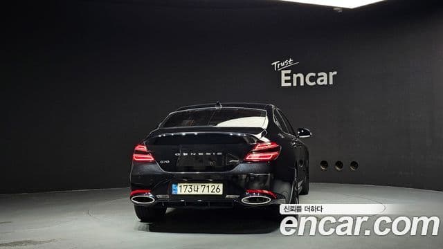 Genesis G70 2022 — ფოტო 4/20
