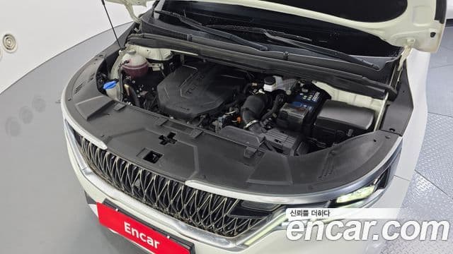 Kia Carnival 2020 — фото 6 из 20