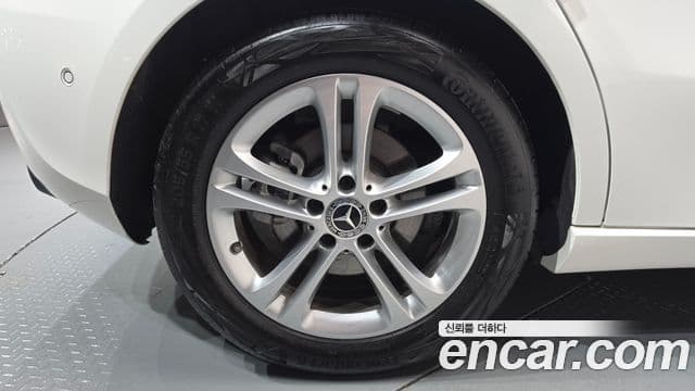 Mercedes-Benz A-Class 2025 — фото 5 из 20