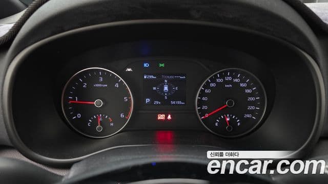 Kia Sportage The Bold 2019 — ფოტო 8/20
