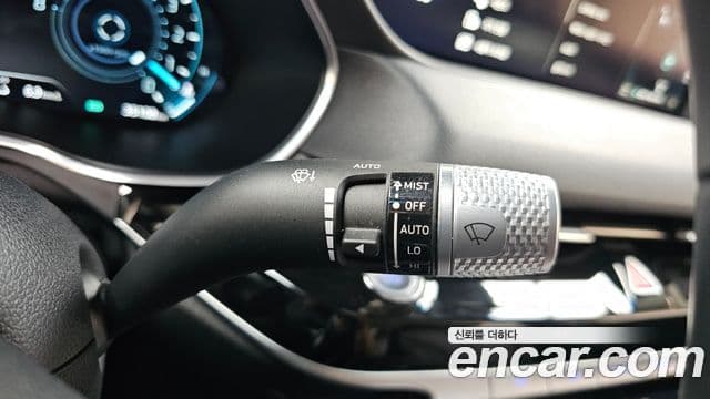 Genesis Electrified G80 2022 — фото 19 из 20