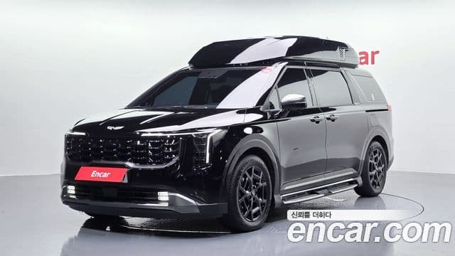 Kia Carnival 2025 — Фото 1/20