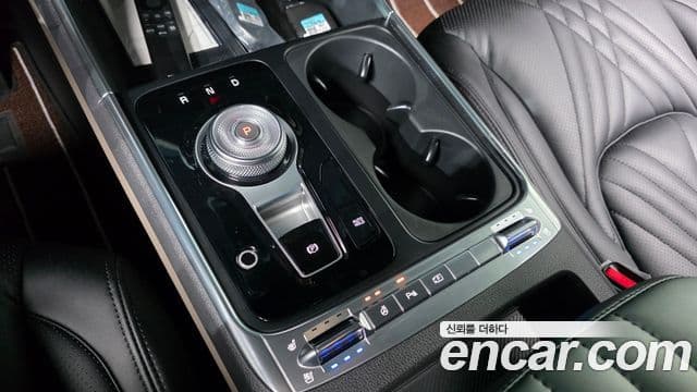 Kia Carnival 2025 — Фото 9/20