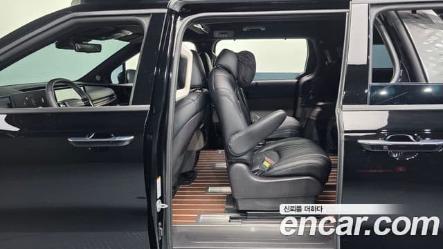 Kia Carnival 2025 — Фото 11/20