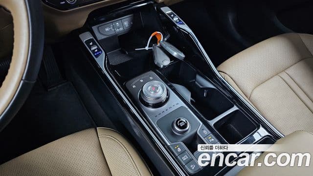 Kia Sorento 2023 — Şəkil 9/20