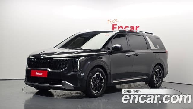 Kia Carnival 2025 — фото 1 из 20