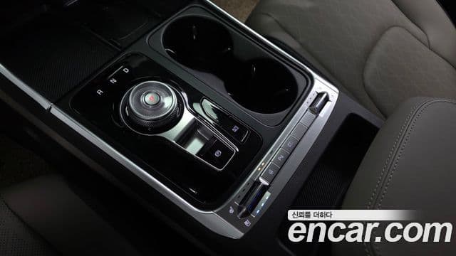 Kia Carnival 2025 — Şəkil 9/20