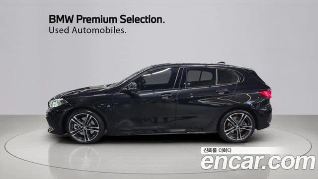 BMW 1 Series 2024 — фото 13 из 20