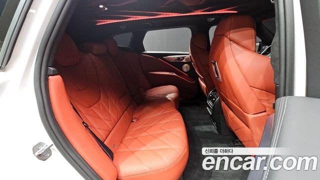 BMW XM 2023 — Photo 2/20