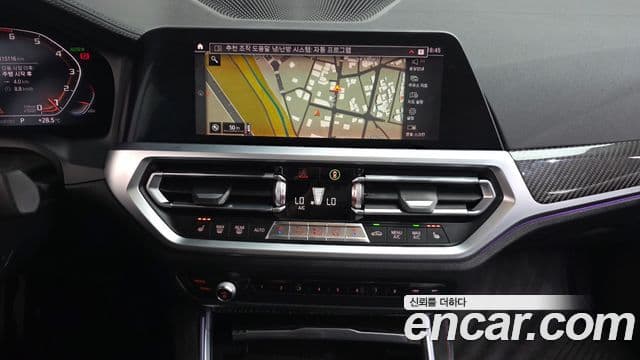 BMW 3 Series 2020 — фото 13 из 20