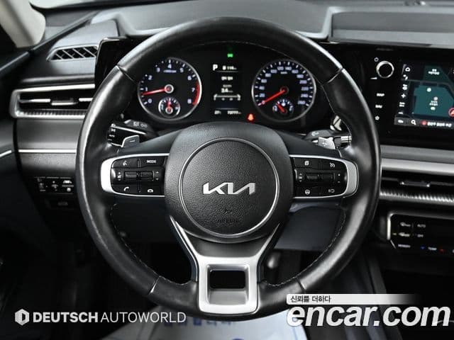 Kia K5 2022 — Şəkil 13/20