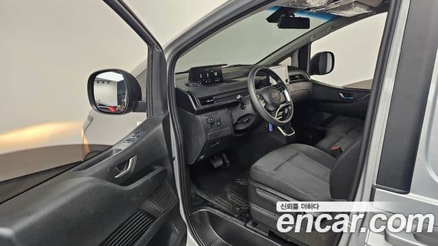 Hyundai Staria 2023 — Şəkil 10/20