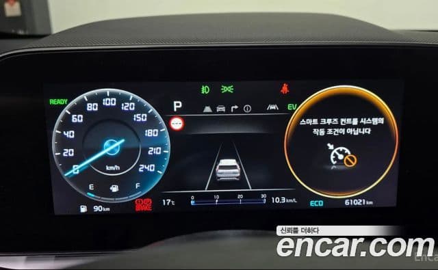 Kia Niro 2022 — ფოტო 8/20