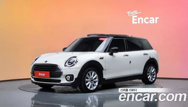 Mini Cooper Clubman 2021 — Photo 9/32