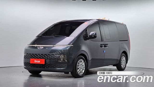 Hyundai Staria 2021 — ფოტო 1/20