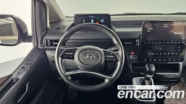 Hyundai Staria 2021 — ფოტო 12/20