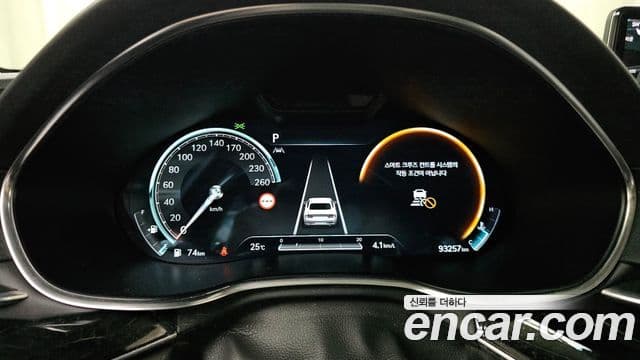 Genesis Electrified G80 2022 — фото 8 из 20