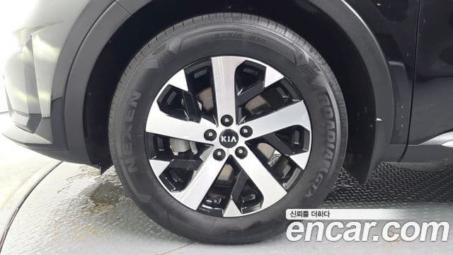 Kia Sorento 2021 — фото 5 из 20