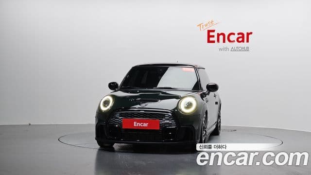 Mini Cooper S 2022 — Фото 3/20
