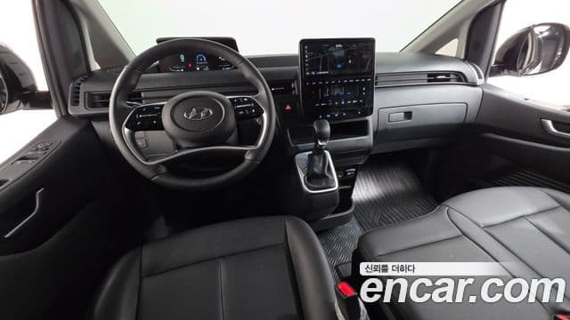 Hyundai Staria 2024 — фото 7 из 20