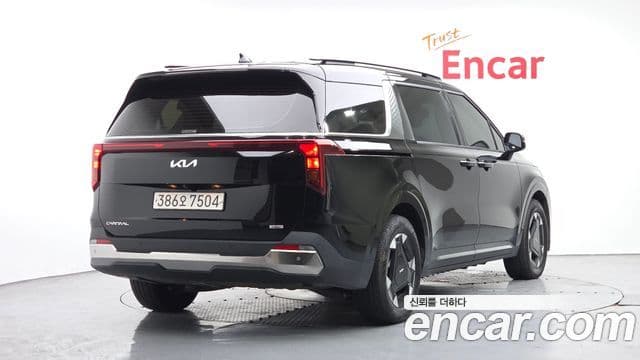 Kia Carnival 2024 — ფოტო 2/20