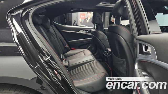 Genesis G70 2019 — фото 12 из 20