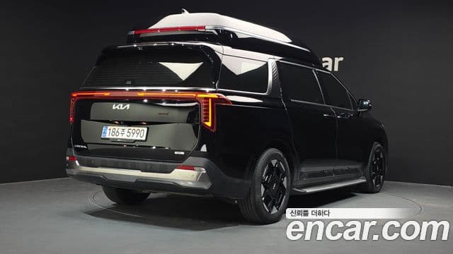 Kia Carnival 2024 — Şəkil 2/20