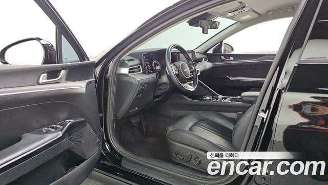 Kia K5 2023 — фото 9 из 20