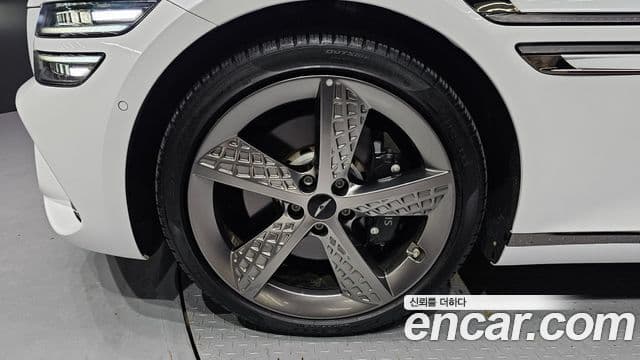 Genesis G80 2025 — Şəkil 12/20