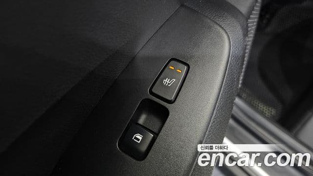 Kia Seltos 2023 — Şəkil 17/20