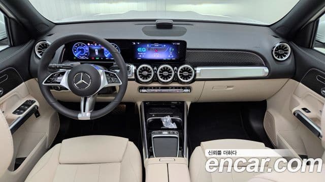 Mercedes-Benz EQB 2025 — ფოტო 2/18