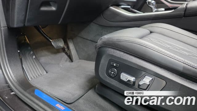 BMW X5 2023 — Photo 7/33