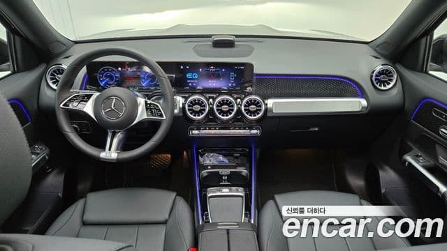 Mercedes-Benz EQB 2025 — ფოტო 6/18