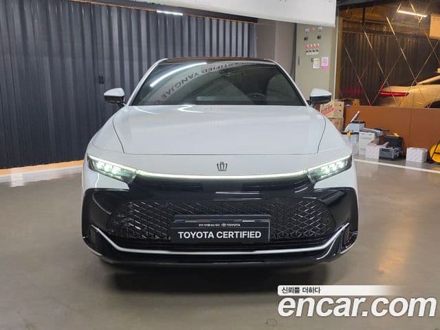 Toyota Crown Crossover 2024 — ფოტო 3/19