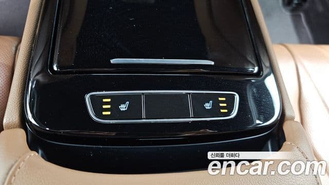 Genesis Electrified G80 2021 — Şəkil 18/20