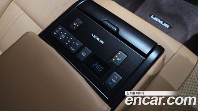 Lexus ES300h 2021 — Photo 15/42