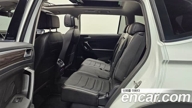 Volkswagen Tiguan Allspace 2024 — Şəkil 12/20
