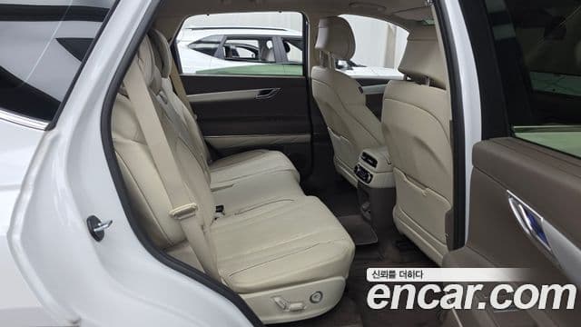 Genesis GV80 2022 — фото 12 из 20