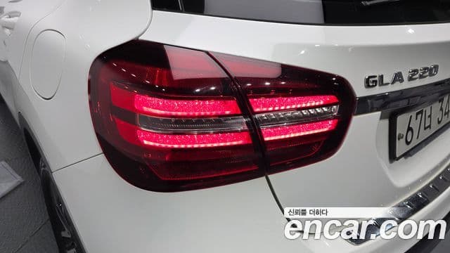 Mercedes-Benz GLA-Class 2019 — Şəkil 3/31