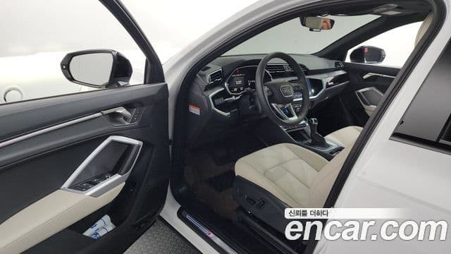 Audi Q3 2025 — ფოტო 20/33