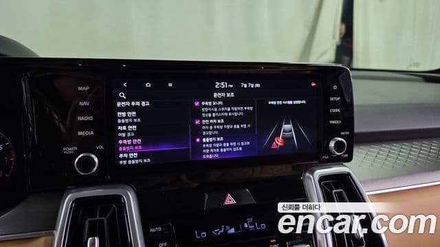 Kia Sorento 2021 — Фото 16/20